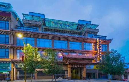 Duomei Linka Guesthouse Отели рядом с достопримечательностью «Langyi Temple»