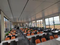 Space Capsule Hotel Bar - 朝食