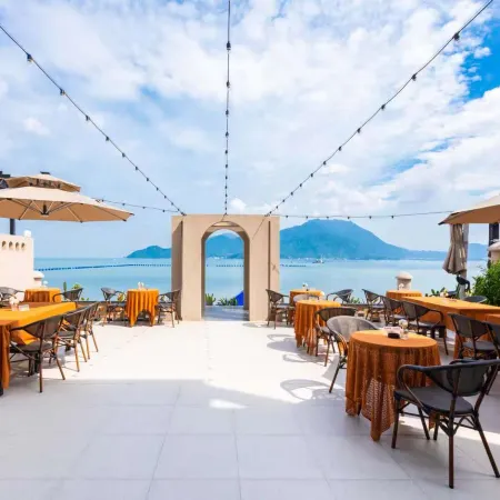Seely Sea View Homestay Отели рядом с достопримечательностью «Пляж Jiaochangwei»