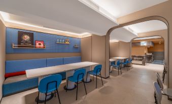 Homeinn · neo (Wuhan Vanke Future Center Zoo)