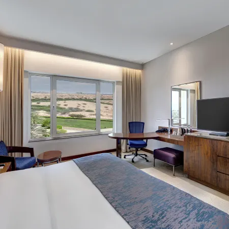 Crowne Plaza MUSCAT OCEC by IHG