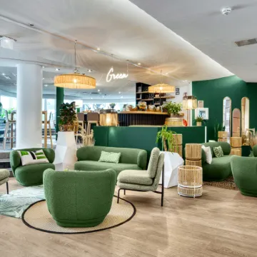 Novotel Paris Charenton le Pont Hotels near Fairground Museum