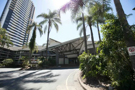 Paradise Resort Gold Coast