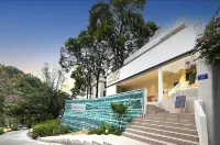 Half Xingye Demihoshino Hotel (Dujiangyan Irrigation Project Confucian Temple Store) Hotel in zona Hongkou Nature Reserve