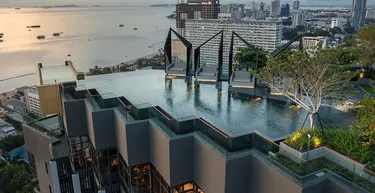 รูปภาพของThe Edge Central Pattaya - infinity pool with sea view