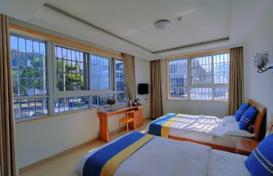 天柱山鄉馨閣大酒店