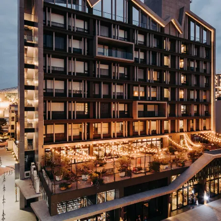 U.I.J Hotel & Hostel