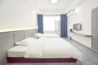 Fenghuang Huajingge Hotel Hotels near Shanjiang Miao Village