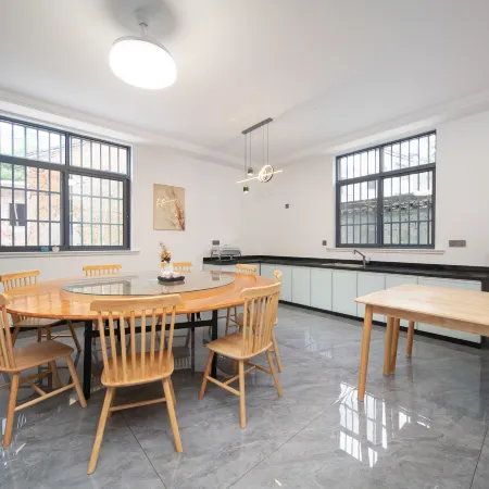 Hongcun Chuankou Shushe Homestay