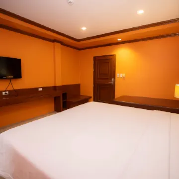 Baumanburi Hotel Patong