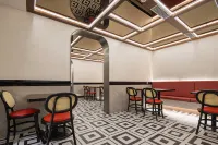XiangYang Ramada Encore - พร้อมอาหารเช้า