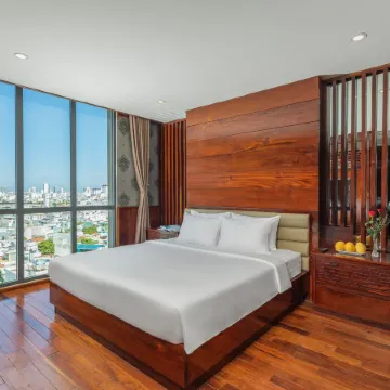 Ocean Star Da Nang Bay Hotel Отели рядом с Аэропорт Дананг