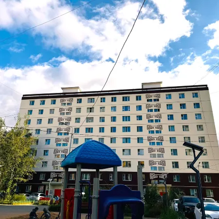Apartment 44, spacious living area, separate kitchen & 1 bedroom