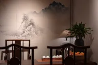 Cathay||Old town palace Inn (Lijiang Old Town Dashuiche Branch)