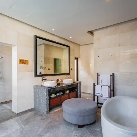 Fuxian Lake Yuehuwan Pool Villa