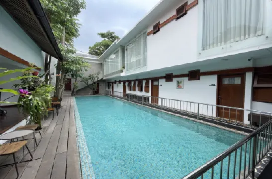 Emaki Bumi Singgah Hotels near Taman Lansia