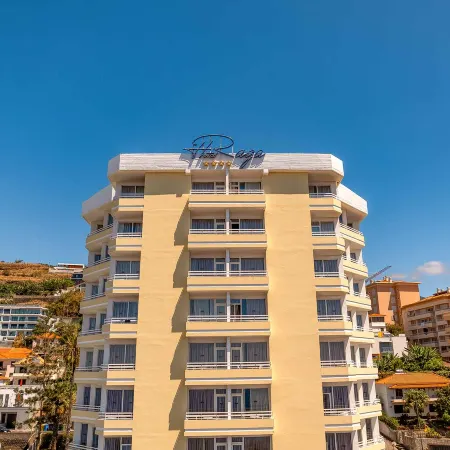 Muthu Raga Madeira Hotel