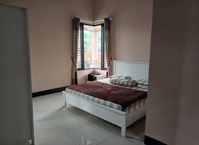 F one village Hotels in Batu Layang