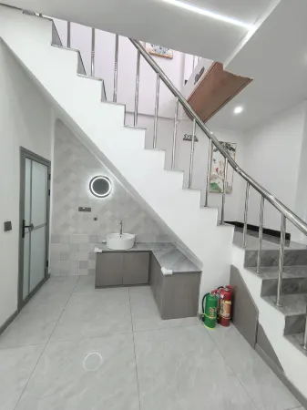 Hengdaohezi Xi'an Fenglin Homestay Отели рядом с достопримечательностью «Weihushan Film And Television City»