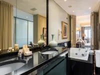 Royal Savoy - Ocean Resort - Savoy Signature Отели рядом с достопримечательностью «Монте»