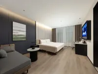 Atour Hotel Shanghai Wujiaochang Wanda Plaza Hotels near Sanmen Road Station