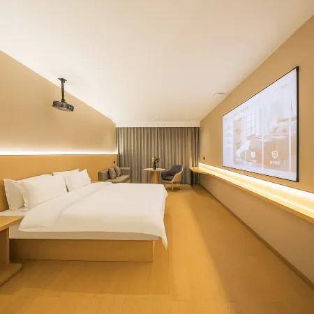 Zhoushan Monsoon Hotel (Seaside Park)