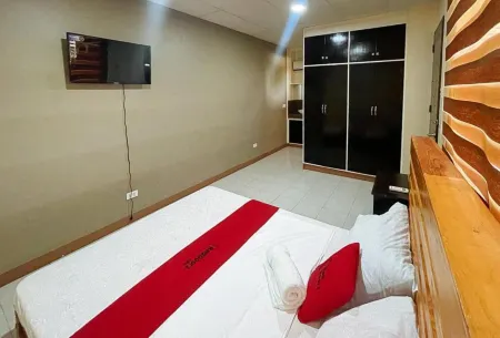 RedDoorz @ Cion Suites Mintal Davao Отели в г. Давао