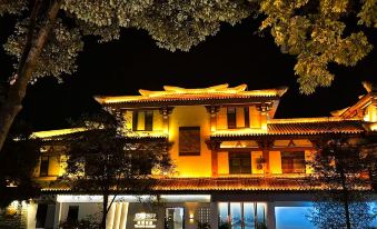 Manxin Guanhu Resort Hotel