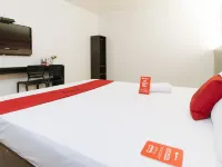 RedDoorz @ El Highway Hotel Bulacan Hotels in Plaridel