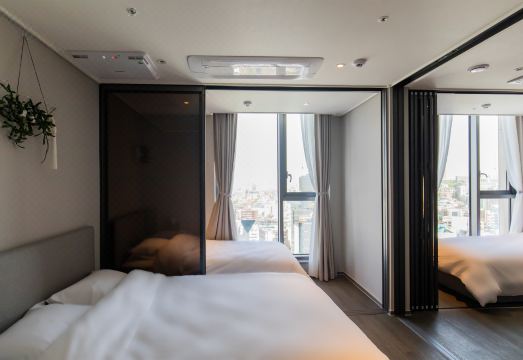 위코스테이 남산