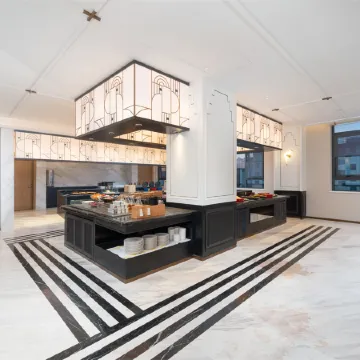 Jinjiang Metropole Hotel (Xinyang Gushi Government Square Branch)