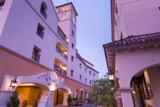 波比春天水療度假村