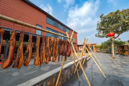 Shaoshan Reception Hall (Former Residence Scenic Area Store)