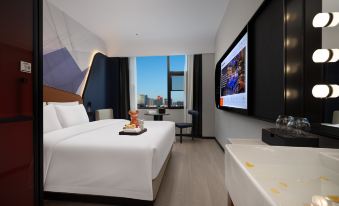FunGee X Huānzhì Hotel (Wuyi Square dufu river pavilion,changsha)