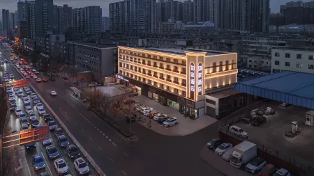 Homeinn · neo (Taiyuan Railway Station Shuangta East Street) Отели рядом с достопримечательностью «Shuangta Temple (Twin Pagoda Temple)»