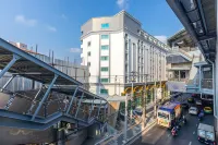 Airbus Hotel @ Phawana Station Các khách sạn gần Wat Prayasuren