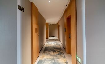 XINRAN  HOTEL