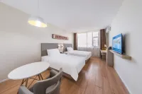 HanTing Hotel (Shuozhou Minfu East Street Meidu Plaza) - parkir