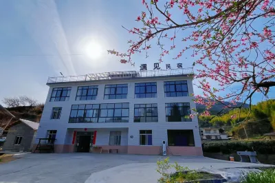 Meet the B&B Các khách sạn gần Red No.28 Division Military-political Former Site