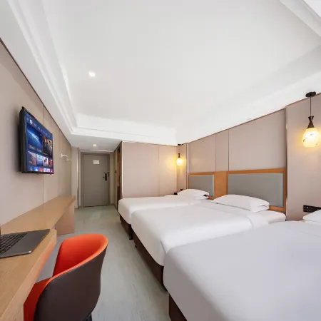 Teddy Hotel (Yiwu International Trade City Santing Road Night Market Street Branch)
