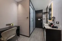 Yuanyang Nuoer Smart Hotel (Jinan Daming Lake Station North Square of Railway Station)