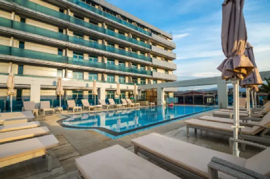 Hotel El Paraiso فنادق في 