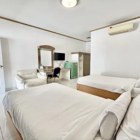 Paradise Resort Buriram Отели рядом с достопримечательностью «Ночной базар»