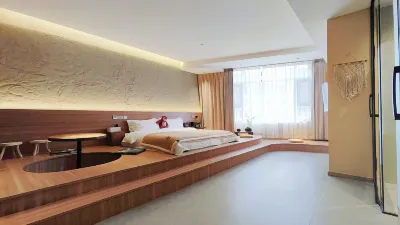 Wu'an Shiluo Hotel (Zhanggongqiao Food Street Branch)
