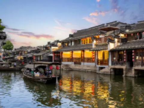 Zhenshui Courtyard · 180° River-View · Designer's Aesthetic | Panoramic Resort Guesthouse (Xitang) Hotels in Jiashan