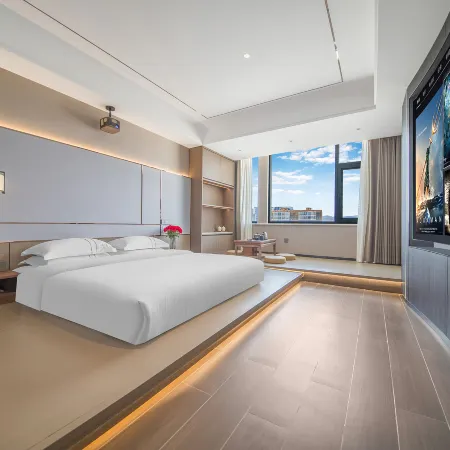 Kaiyuan Park Hyatt Hotel