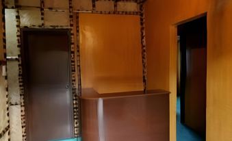 Luis Bay Travellers Lodge