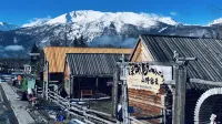Mountain Clouds Remain - Cloudwild Luxury Glamping Homestay Отели рядом с достопримечательностью «Студия рыбы»