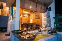 Dhanesvara Holistic Villa Batu - สระว่ายน้ำส่วนตัว