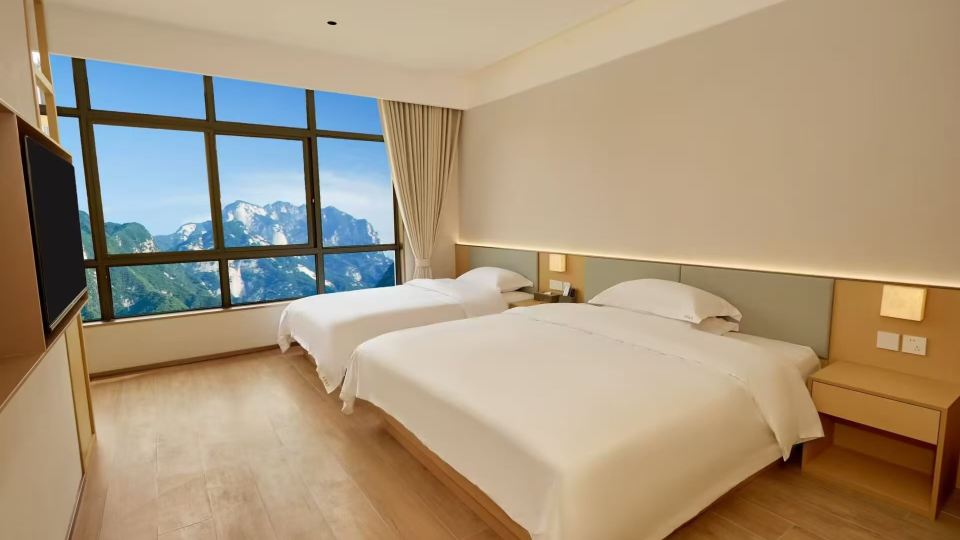 Huashan Fudong Hotel